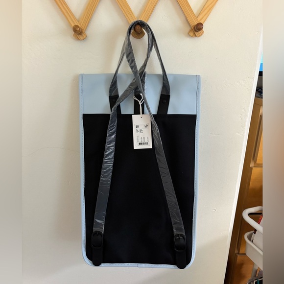 NWT Rains Backpack Waterproof Blue Unisex - Picture 3 of 8